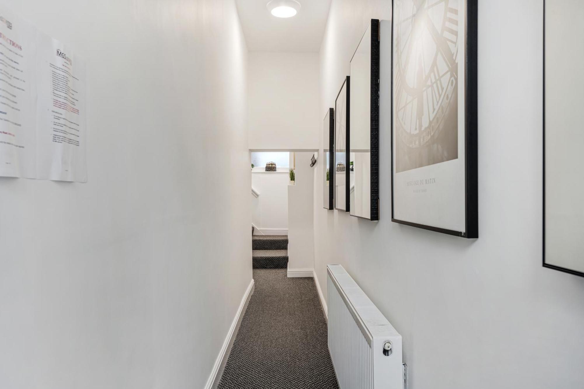 Anfield Cosy Stays - Air Host & Stay - Sleeps 14 Liverpool Exteriör bild