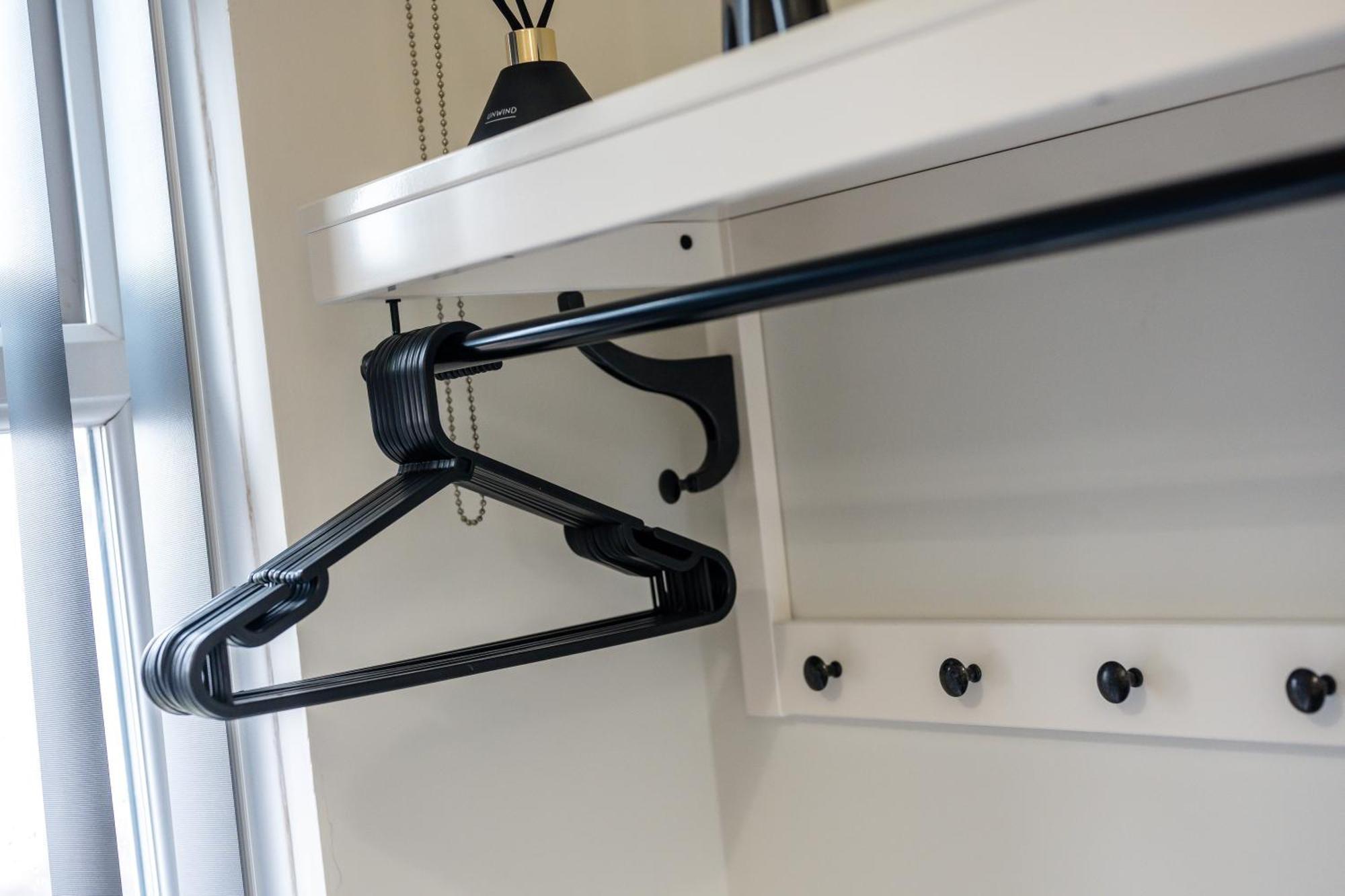 Anfield Cosy Stays - Air Host & Stay - Sleeps 14 Liverpool Exteriör bild